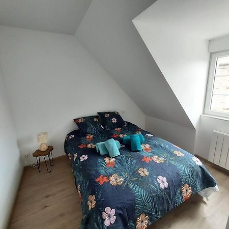 Bel Appartement F2 Hyper Centre Refait A Neuf Coutances Exterior photo